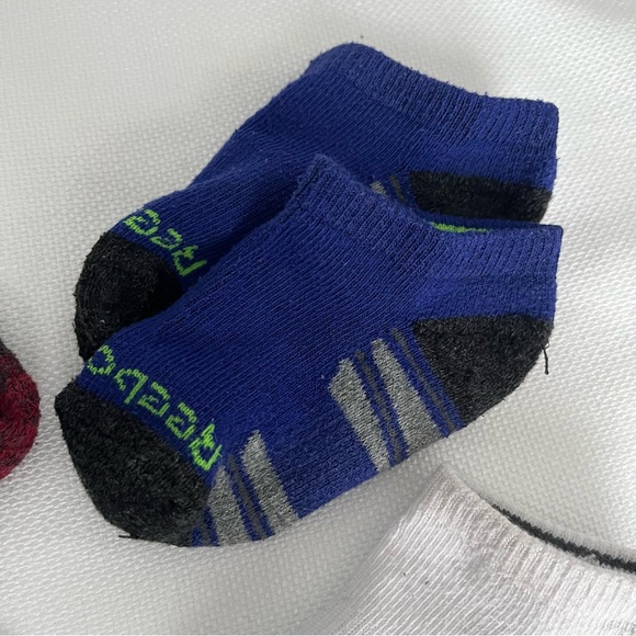 Reebok Toddler None Show socks 6 pairs size 2T -4T - Picture 7 of 7